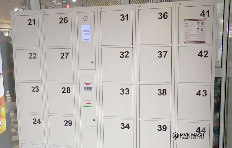 Shopping malls digitals lockers in supermarket/store Ukraine, Cherkasy 2020